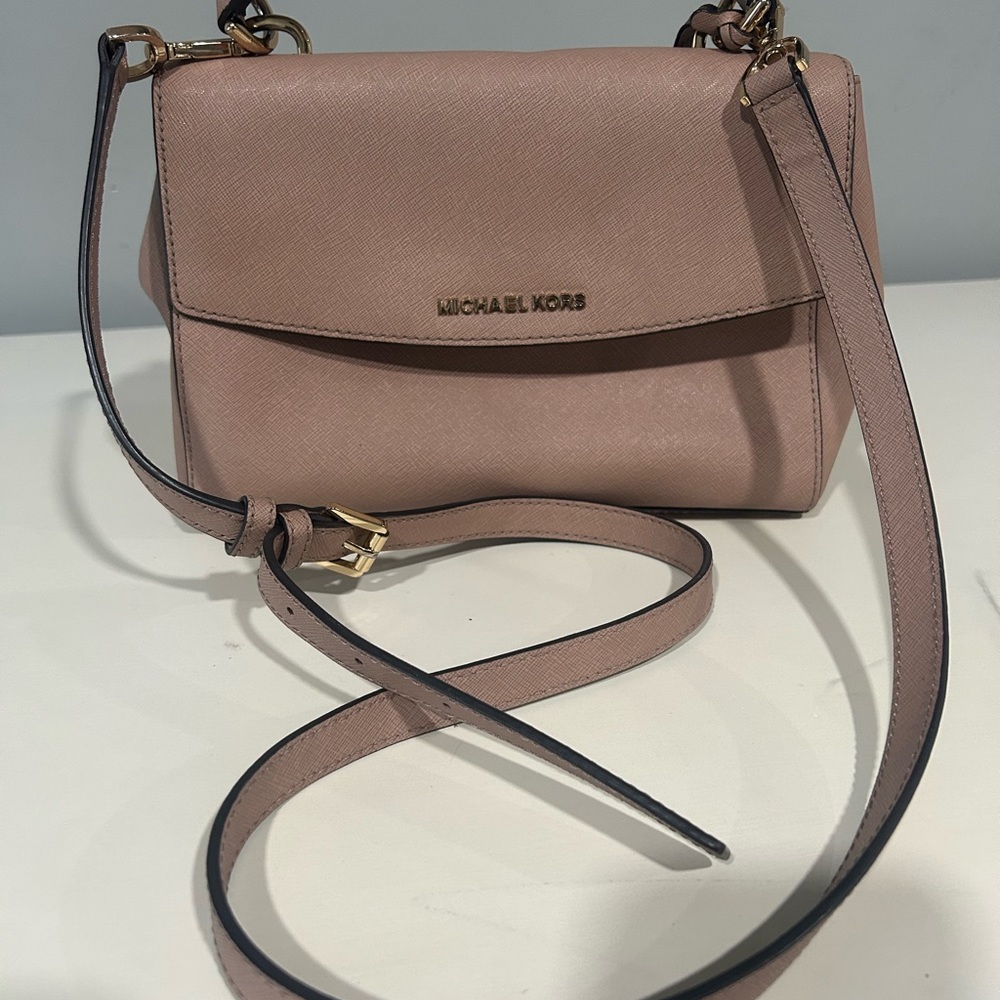 Michael Kors crossbody
